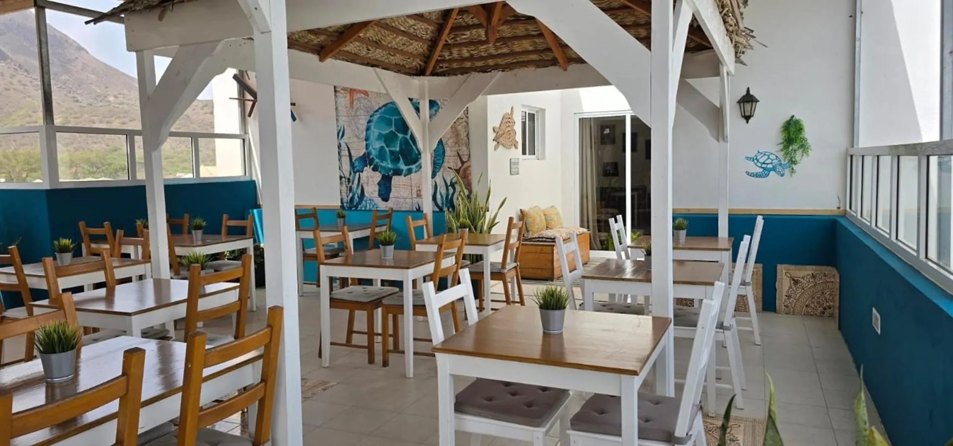 Bed & Breakfast Deluxe B&B 