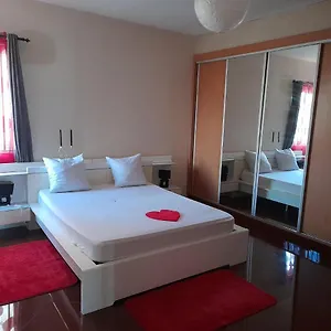  Quarto em Acomodações Particulares Tarrafal House