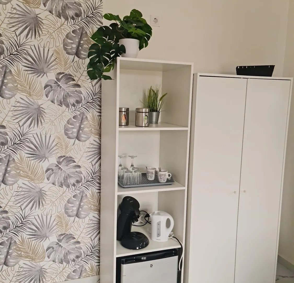 Deluxe B&B 
