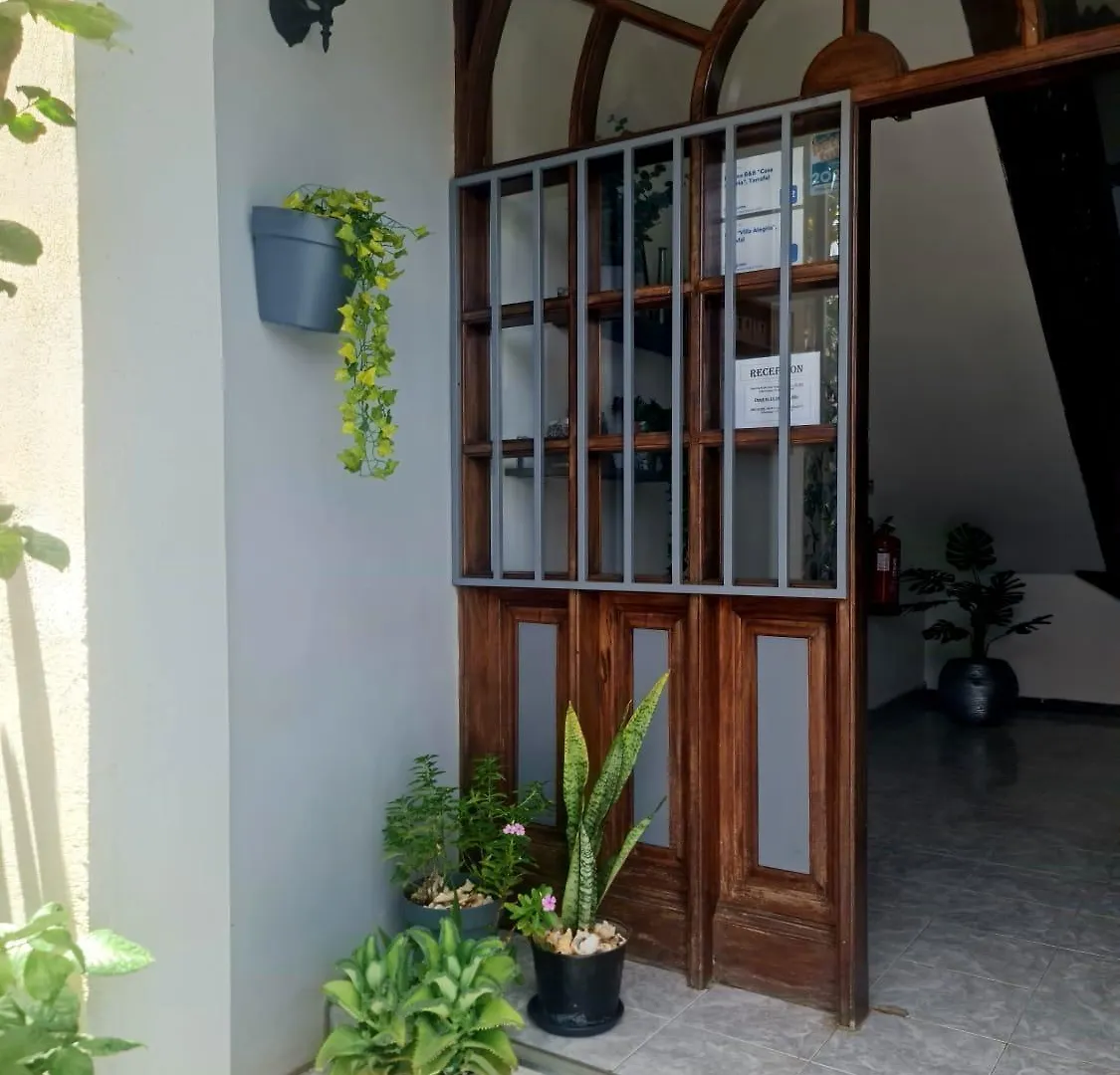 Alojamento de Acomodação e Pequeno-almoço Deluxe B&B 